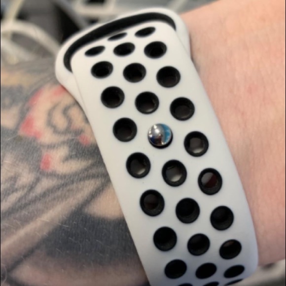 Series 5 wristwatch - Picture 2 of 2